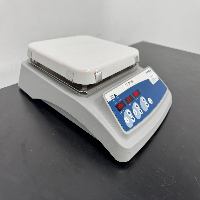 VWR Hotplate Stirrer image 0